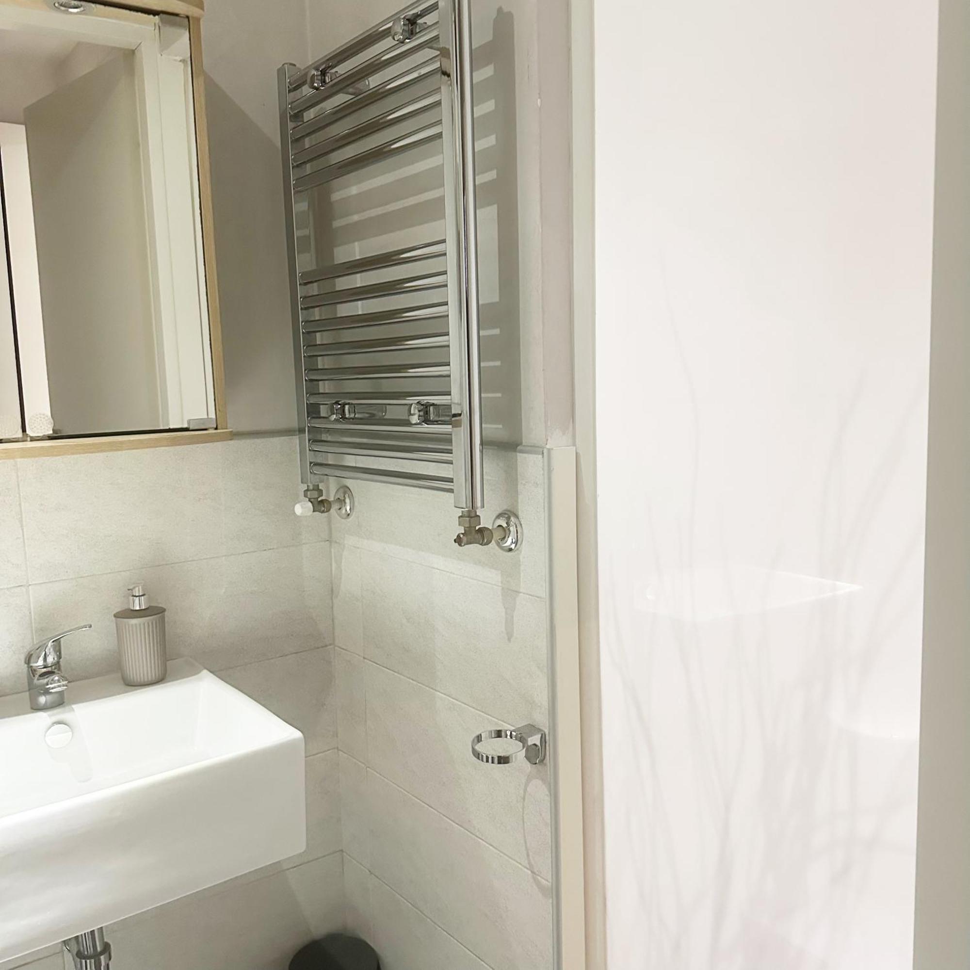 Forumguesthouse Center Parking بارما المظهر الخارجي الصورة